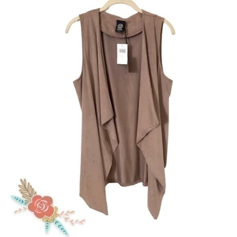 Long Open Vest by Bobeau, Light Brown Faux Suede, Size M, NWT Awesome !!!